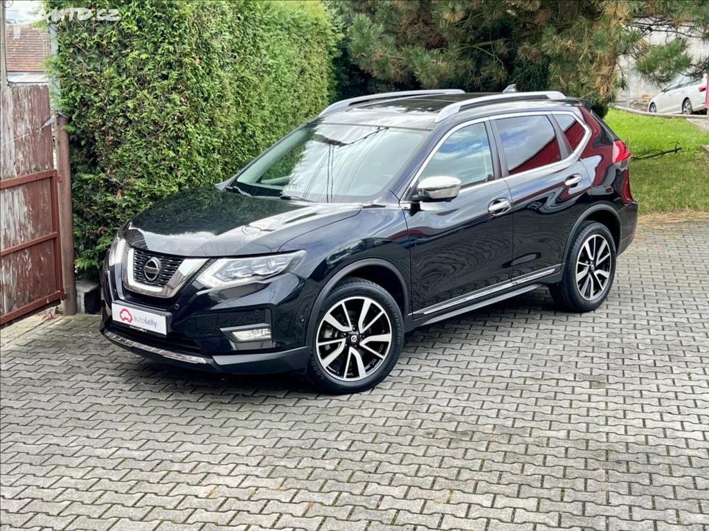 Nissan X-Trail, 1,7 dCi N-TEC / panorama kůže